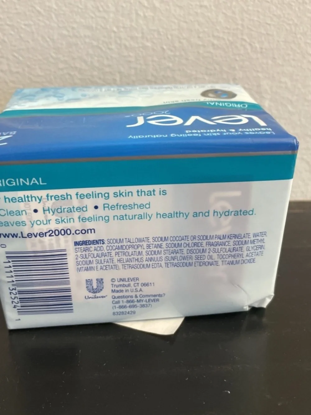 Lever 2000 Original Bar Soap For Healthy Fresh Skin, 4 oz., x2 DISCONTINUED